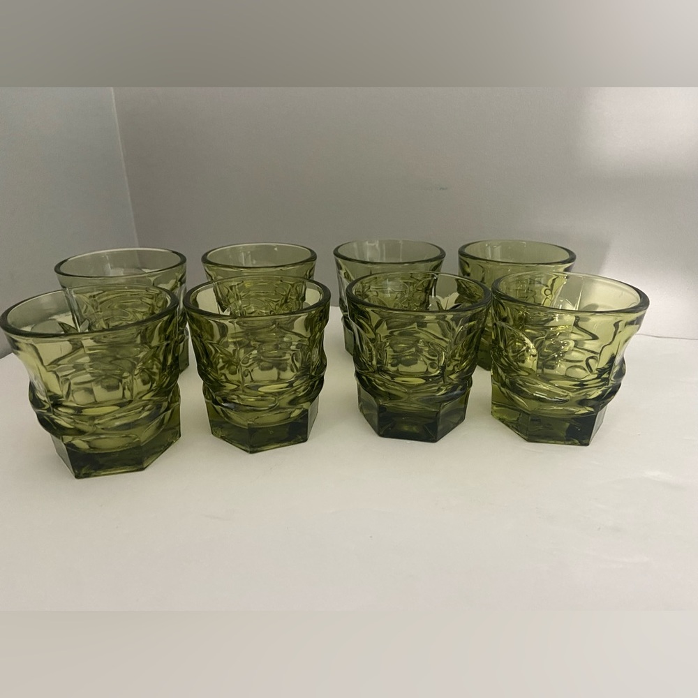 Green Glass Tumbler Set